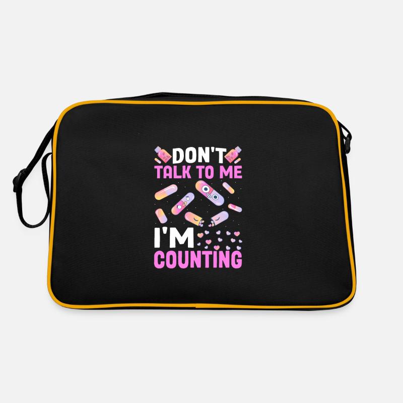 Don't Talk to Me I'm Counting Funny Pharmacist - Retro Tasche - Schwarz/Gold