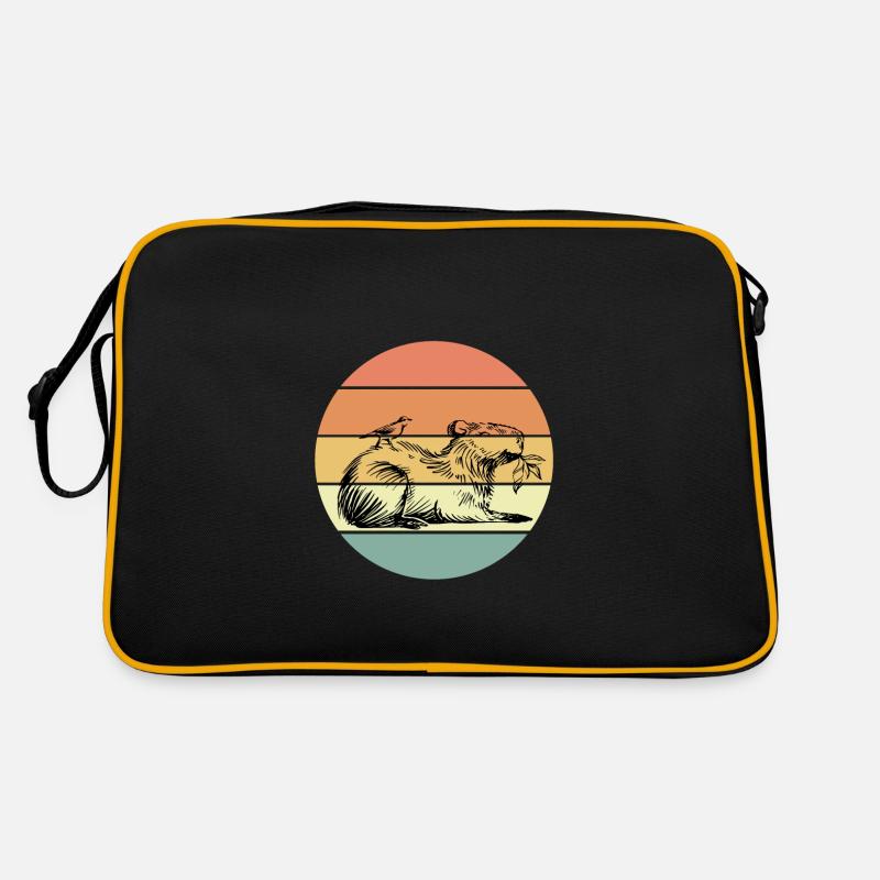 Retro Capybara T-Shirt - Retro Tasche - Schwarz/Gold