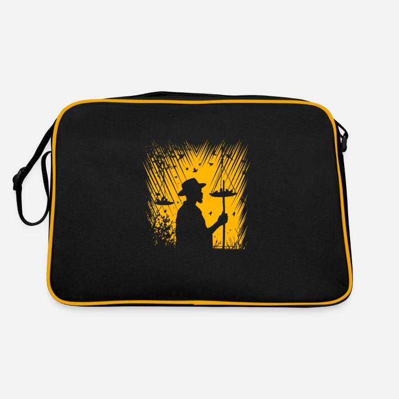 Bird Feeding Retro Bag