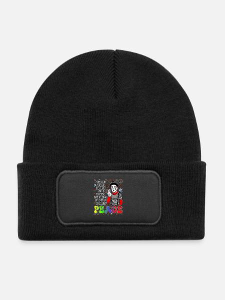 Frieden ist das Wichtigste - Kinder Recycelter Patch Beanie - Schwarz - Vorne