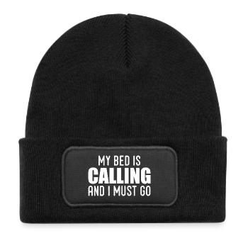 My bed is calling and i must go - Kids' Recycled Patch Beanie - black - Front
