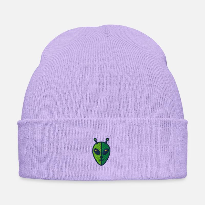 Twofaced alien - Bestickte Wintermütze - Lavendel