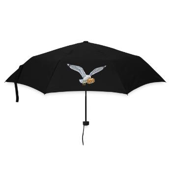 Mouette drôle vole un rouleau de poisson sur la plage - Parapluie standard - noir - Devant