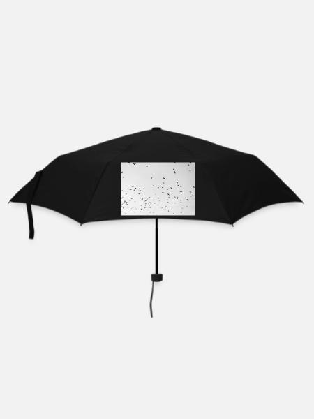 Aufgeregte Krähen mit bewölktem Himmel - Regenschirm (klein) - Schwarz