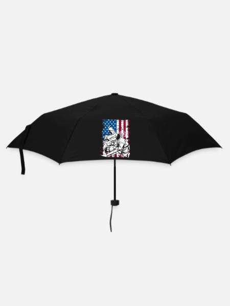 Kampfkunst Auf Einer Usa flagge - Regenschirm (klein) - Schwarz