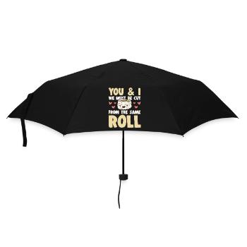Amateur de cuisine japonaise, nous coupons le même rouleau de sushi - Parapluie standard - noir - Devant