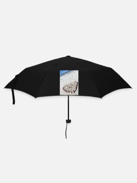 Heart of shells on the beach - Umbrella (small) - black