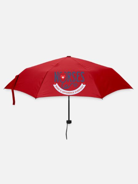 Krankenschwestern machen jeden Tag einen Unterschied T-Shirt - Regenschirm (klein) - Rot