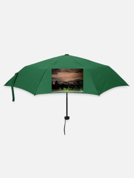 Oslo bei Nacht - Regenschirm (klein) - Flaschengrün