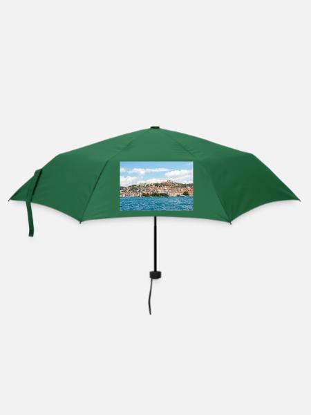 Panoramablick Primošten, Šibenik-Knin, Kroatien - Regenschirm (klein) - Flaschengrün