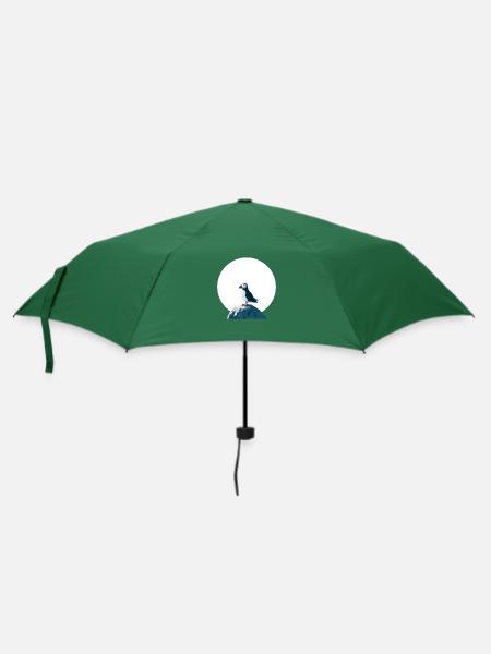 Papageitaucher auf Felsen - Regenschirm (klein) - Flaschengrün