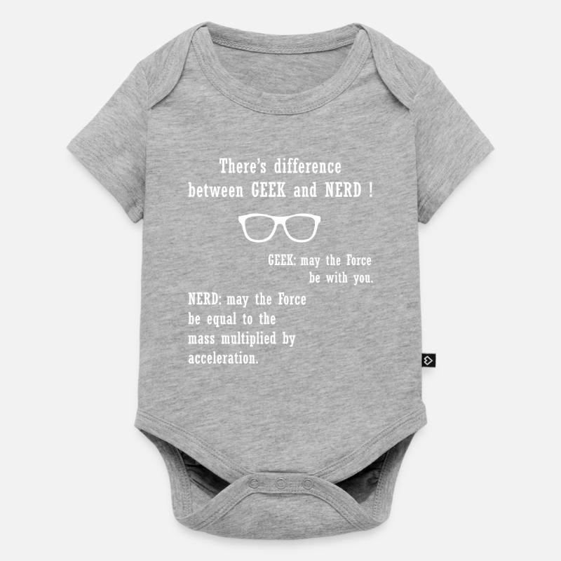 Il y a différence entre GEEK et NERD - Body à manches courtes Premium Bébé - gris chiné