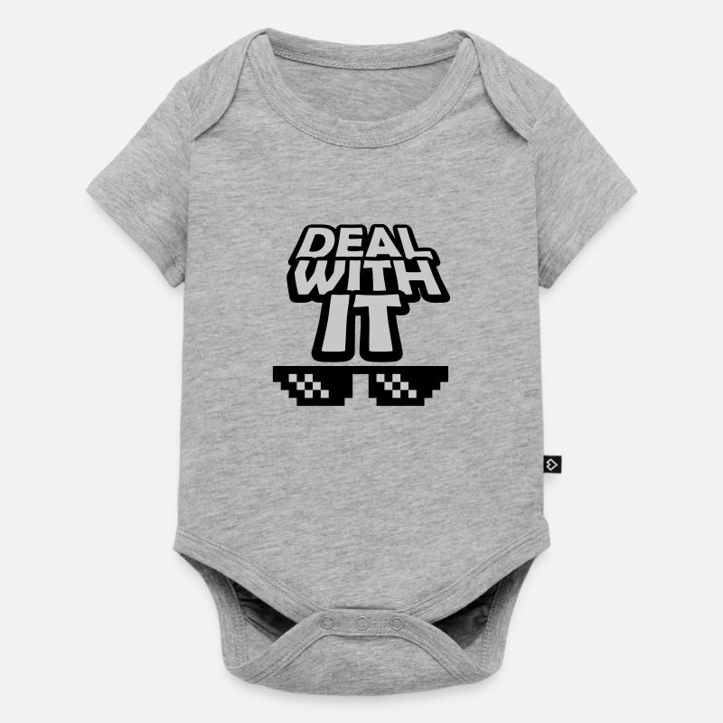 Traitez-le lettrage - Body à manches courtes Premium Bébé - gris chiné