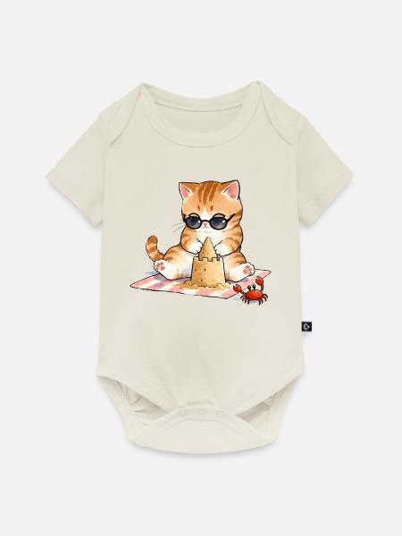 😸 🏖 Katze am Strand mit Sandburg - Baby Premium Kurzarmbody - Naturweiß