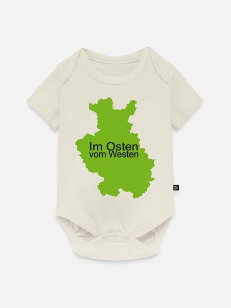 Im Osten vom Westen Ostern Ostergeschenk - Baby Premium Kurzarmbody - Naturweiß