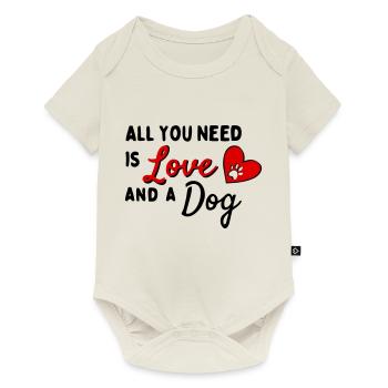 Tout ce dont vous avez besoin, c’est d’amour ET d’un chien - Herz mit Pfote - Body à manches courtes Premium Bébé - blanc cassé - Devant