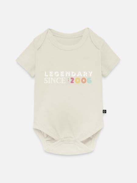 Legendär seit 2006 - Baby Premium Kurzarmbody - Naturweiß