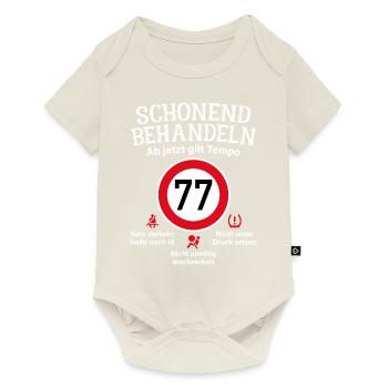 77. Geburtstag Schonend Behandeln 77 Tempolimit 77 - Baby Premium Kurzarmbody - Naturweiß - Vorne
