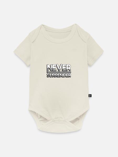 NEVER SURRENDER (Weiß) - Gaming - Baby Premium Kurzarmbody - Naturweiß
