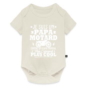 Un papa motard comme un papa normal - Body à manches courtes Premium Bébé - blanc cassé - Devant