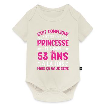 Une princesse et d'avoir 53 ans - Body à manches courtes Premium Bébé - blanc cassé - Devant