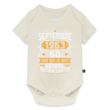 Rétro Cadeau D'anniversaire 60 Ans Septembre 1963 - Body à manches courtes Premium Bébé - blanc cassé - Devant