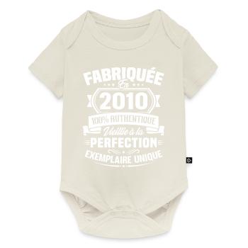 Fabriquée en 2010 - Cadeau d'anniversaire 13 ans - Body à manches courtes Premium Bébé - blanc cassé - Devant