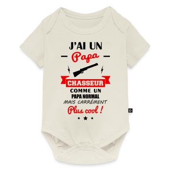 J'ai un papa chasseur, chasse, chassé, chasser - Body à manches courtes Premium Bébé - blanc cassé - Devant