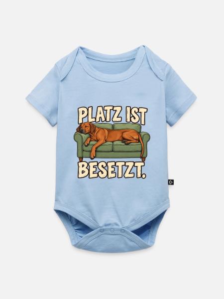 Ridgeback auf dem Sofa – Platz ist besetzt - Baby Premium Kurzarmbody - Hellblau