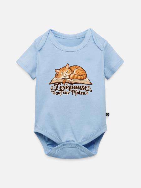 Katze auf dem Buch: Lesepause auf vier Pfoten - Baby Premium Kurzarmbody - Hellblau