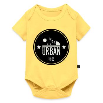 Urban Style Abzeichen mit rotem Sneaker und Bold - Baby Premium Kurzarmbody - Pastellgelb - Vorne