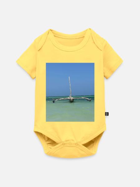 Schiffswracks über dem blauen Meer - Baby Premium Kurzarmbody - Pastellgelb