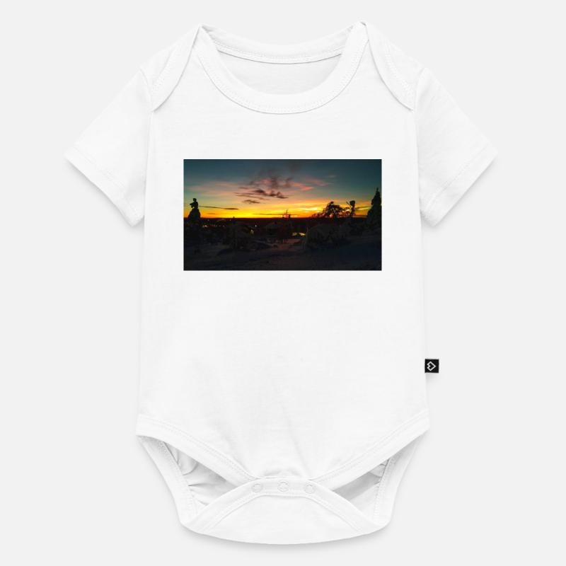 Coucher de soleil dans un paysage enneigé - Body à manches courtes Premium Bébé - blanc