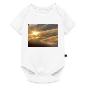 Sonnenlicht über Wolkenmeer - Baby Premium Kurzarmbody - Weiß - Vorne