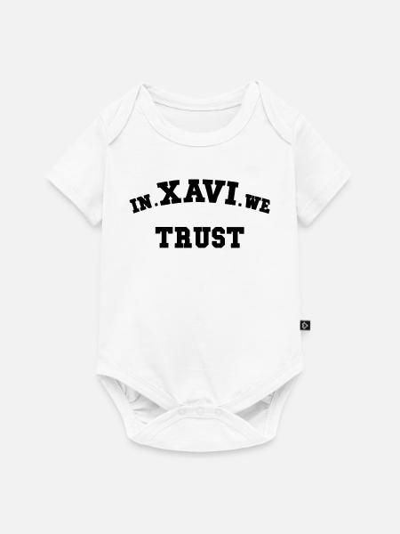 In Xavi vertrauen wir - Baby Premium Kurzarmbody - Weiß