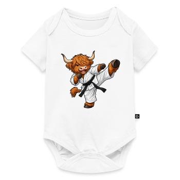 Highland Cattle beim Karate – Kuh mit Kampfgeist - Baby Premium Kurzarmbody - Weiß - Vorne