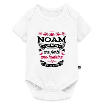 NOAM UN NOM UNE FIERTÉ AUCUN RIVAL - Body à manches courtes Premium Bébé - blanc - Devant