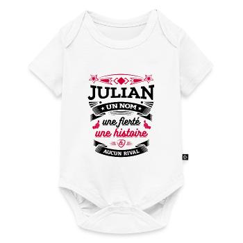 JULIAN UN NOM UNE FIERTÉ AUCUN RIVAL - Body à manches courtes Premium Bébé - blanc - Devant