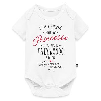 princesse et Taekwondo - Body à manches courtes Premium Bébé - blanc - Devant
