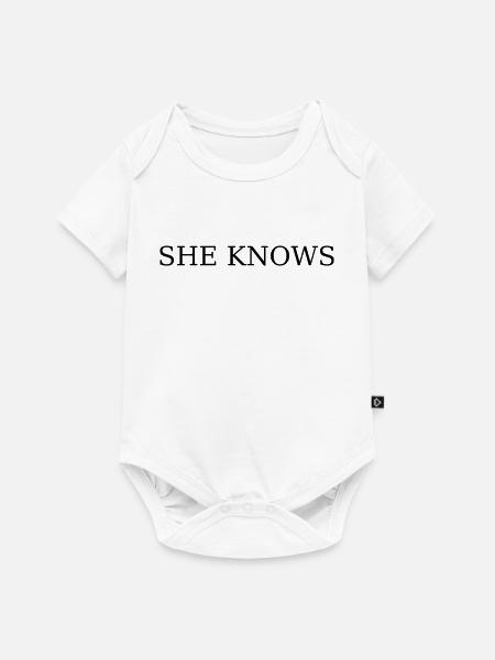 She Knows / Sie weiss es - Baby Premium Kurzarmbody - Weiß