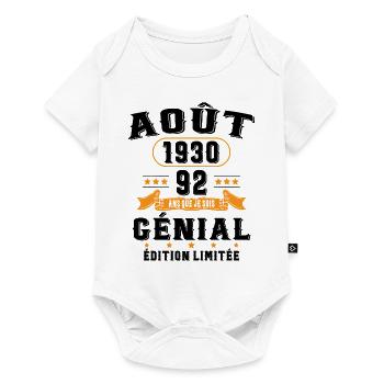 92 Ans Anniversaire Vintage Né(e) en Août 1930 - Body à manches courtes Premium Bébé - blanc - Devant