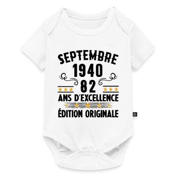 82 Ans Anniversaire Vintage Né(e) Septembre 1940 - Body à manches courtes Premium Bébé - blanc - Devant
