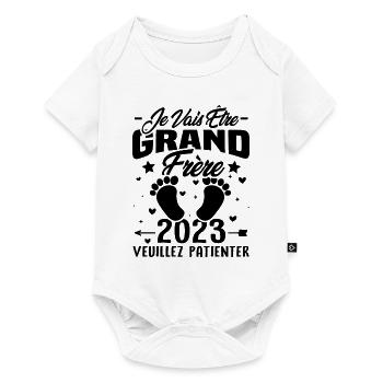 Je Vais Être Grand Frère en 2023 - Body à manches courtes Premium Bébé - blanc - Devant