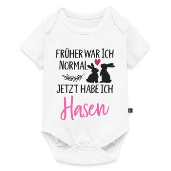 Früher war ich normal jetzt habe ich Hasen Spruch - Baby Premium Kurzarmbody - Weiß - Vorne