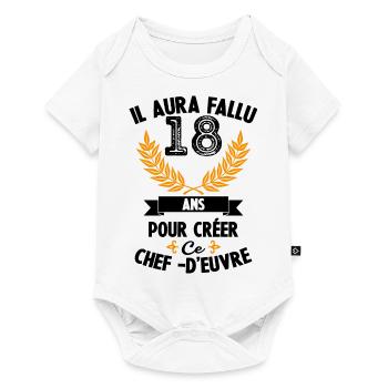 18 ans anniversaire 18 anniversaire cadeau 18 ans - Body à manches courtes Premium Bébé - blanc - Devant