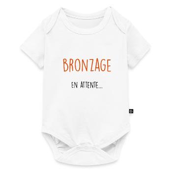 bronzage en attente - Body à manches courtes Premium Bébé - blanc - Devant