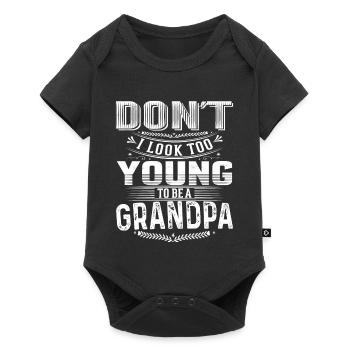Sehe ich nicht zu jung aus, um ein lustiges Geschenk für Opa zu sein - Baby Premium Kurzarmbody - Schwarz - Vorne