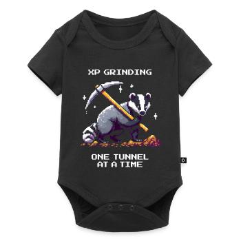 XP farmen – Tunnel für Tunnel | Dachs Buddeln Wald - Baby Premium Kurzarmbody - Schwarz - Vorne