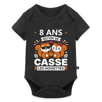 8 ANS Célébration Noisettes - Body à manches courtes Premium Bébé - noir - Devant