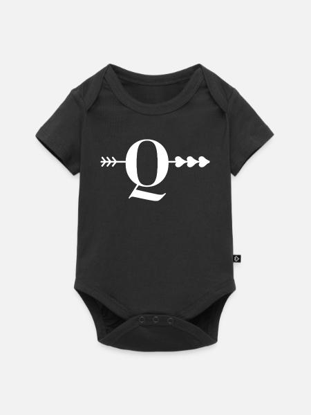 Buchstabe Q Pfeilherz - Baby Premium Kurzarmbody - Schwarz